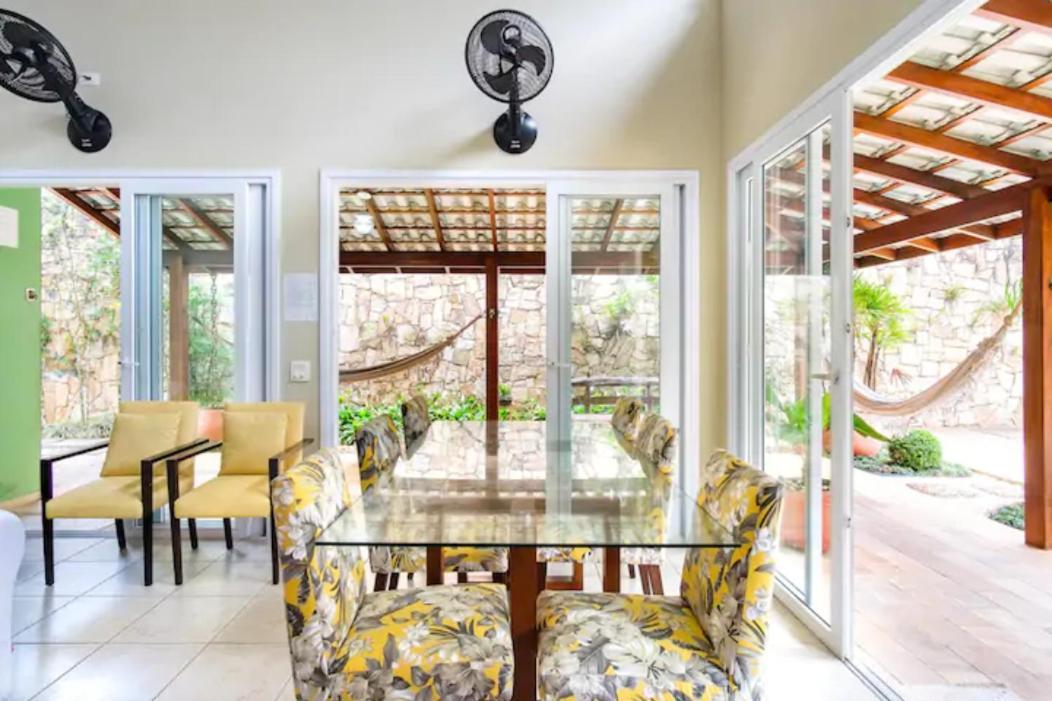 Casa de férias Do Sape: Beachfront With Pool And Pizza Oven *