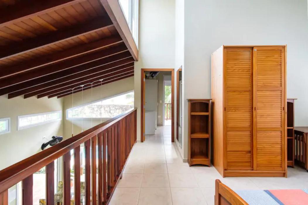 Do Sape: Beachfront With Pool And Pizza Oven Casa de férias *