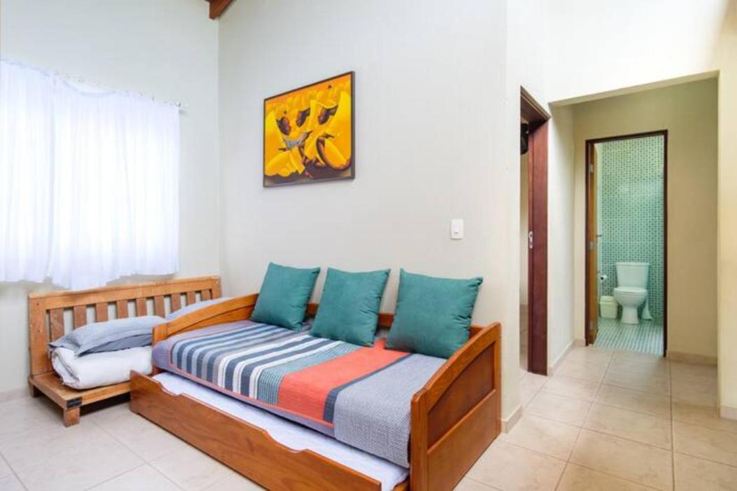 Do Sape: Beachfront With Pool And Pizza Oven