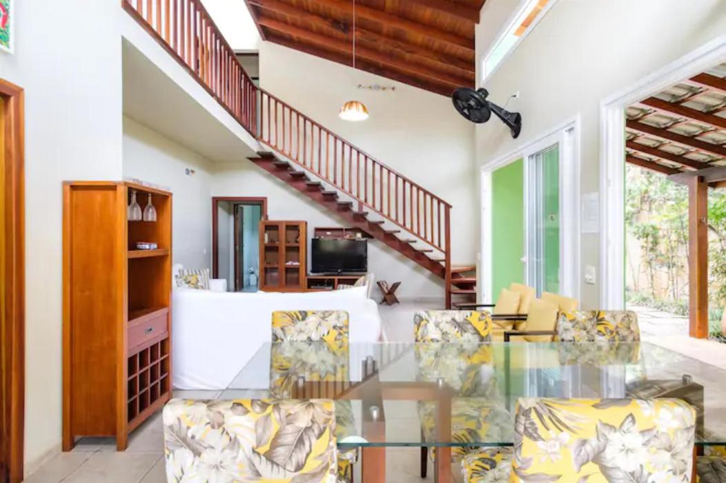 Casa de férias Do Sape: Beachfront With Pool And Pizza Oven Ubatuba