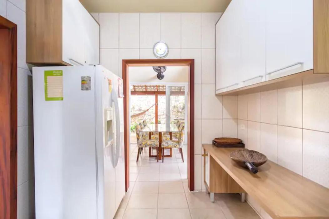 Casa de férias Do Sape: Beachfront With Pool And Pizza Oven *